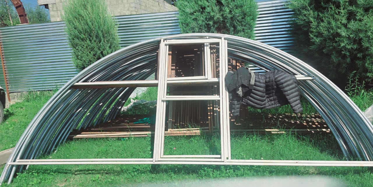 Hydroponic System